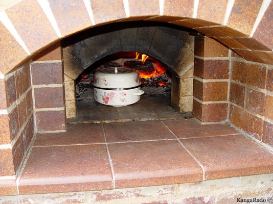 Click image for larger version

Name:	Wood-fired_oven_roaster.jpg
Views:	311
Size:	113.7 KB
ID:	1418