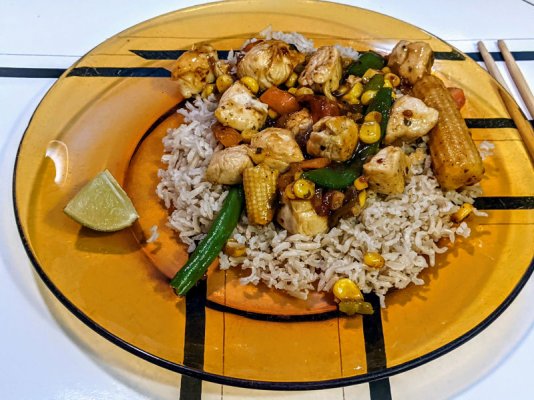 Click image for larger version

Name:	Szechuan Pepper chicken and vegi stir fry on brown rice.jpg
Views:	11
Size:	168.7 KB
ID:	50426