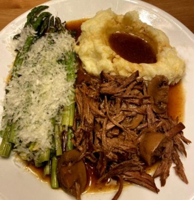 Click image for larger version

Name:	pot_roast_010722_IMG_9121.jpg
Views:	45
Size:	63.7 KB
ID:	50721