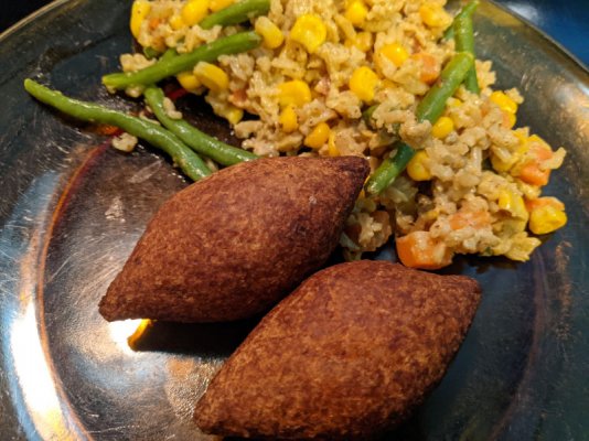Click image for larger version

Name:	Kebbe and brown rice with veg.jpg
Views:	5
Size:	122.5 KB
ID:	52553