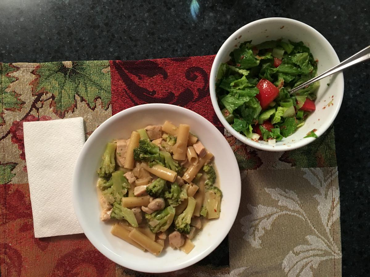 Chicken, broccoli and ziti with tossed salad