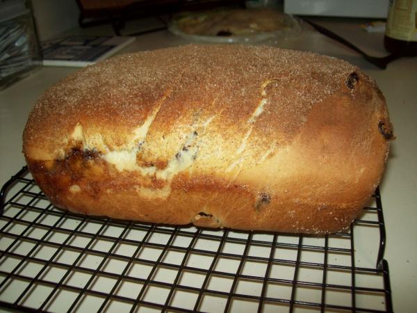 Homemade Cinnamon Raisin Bread